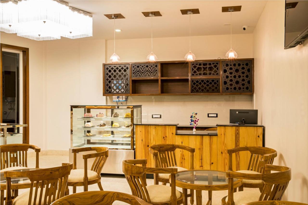 Rishīkesh 瑞诗凯诗恒河里根塔旅馆酒店 外观 照片